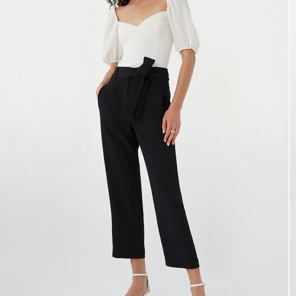 Aritzia Wilfred Tie-Front Pant